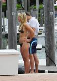 th_58156_celebrity_paradise.com_TheElder_JulianneHough2011_06_26_spendafunpackeddayinMiami47_122_184lo.jpg