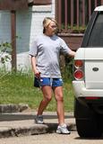 Jamie Lynn Spears - leaving Connie's Jewelry &amp; Gifts store in Kentwood (April 8, 2008)