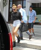 th_58449_Miley_Cyrus_Leaving_her_Hotel_in_Miami_June_15_2012_11_122_593lo.jpg