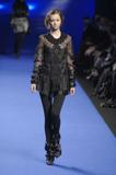 th_66108_md-marieclaire.co.uk-fw07-rtw-paris-w-lacroix-001-ablywzkt_123_90lo.jpg