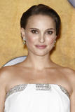 http://img193.imagevenue.com/loc540/th_00238_celebrity_paradise.com_TheElderNataliePortman_152_122_540lo.jpg